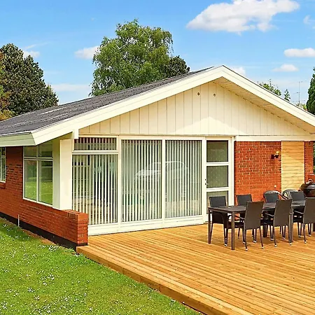 8 Person In Vaeggerlose Holiday home