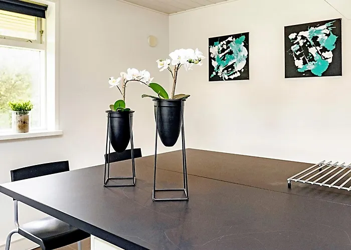 Spacious Retreat In Marielyst-by Traum Bøtø By