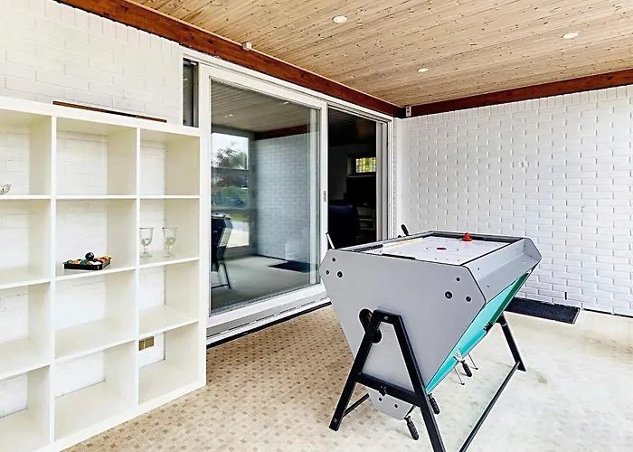 Spacious Retreat In Marielyst-by Traum Holiday home Boto By
